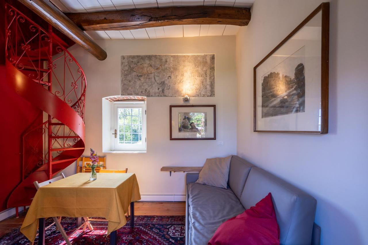 La Torretta Studios & Suite Lesa Buitenkant foto